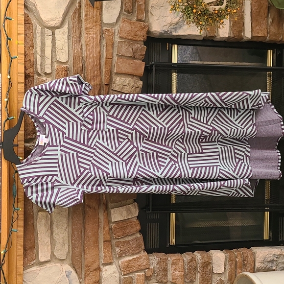 Lularoe Carly Donating 7/5 - Picture 1 of 5